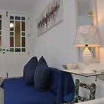 Private Apartment In Pembroke St Julians