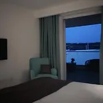 Golden Bay Sea View Appartement