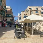 Sunshine Apartments Mellieha - Modern Three Bedroom Apartment - Apt No 3