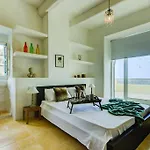 Fifty-Four Edge Pool House - Gozo
