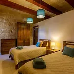 Stunning 4 Bedrooms House With Views In Gozo