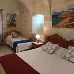 Ta Ildis Farmhouse