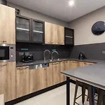 Lovely Vacation, Private Entrance Home With Wifi By 360 Estates