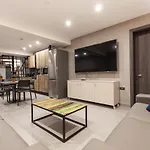 Modern, Large And Spacious Home, Perfect For Group By 360 Estates