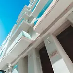 Ideal Location, Stylish 1Br Apartment With Free Parking