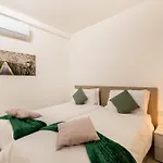 Beautiful, Cozy Apts Just Off The Promenade & Wifi By 360 Estates