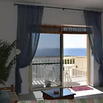 Seaview 2-Bedroom Apartment In Xlendi