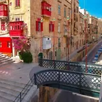 Valletta Apartment With Harbour Veiw