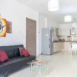 Cozy Apartment Close To The Sea 4