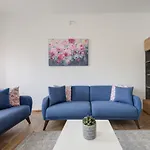 Fleur Court - Sliema 4 Bedroom Side Seaviews Apartments And Penthouse By Shortletsmalta