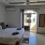 Nicely Furnished 2 Bedroom Apt In Bugibba
