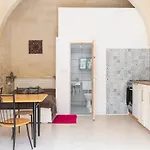 Roam Gozo - Studio 47 - 300Yr Old Farm Converted Into Welcoming Tiny Home