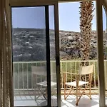 Spacious 3 Bedroom Apt Xlendi With Views & Acs Using A Coin Meter