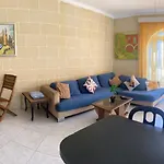 Spacious 3 Bedroom Apt Xlendi With Views & Acs Using A Coin Meter