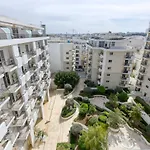 Comfortable 2Br Apt With Large Sofa & Living By 360 Estates