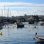 Modern Apart Heart Of Sliema Viani N1 And N4 - Happy Rentals