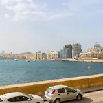 Seafront - Top Location, Top Floor With Wifi & Ac By 360 Estates