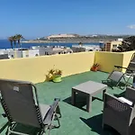 Sunshine Holiday Apartment 5 With Spectacular Seaviews