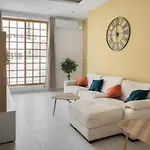 Entire Luxury Sliema Townhouse Steps From Beach