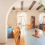 Inzolia - Peaceful Villa With Pool