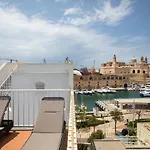 Traditional & Modern Maltese Townhouse - Rooftop Terrace And Sea Views, Close To Birgu Waterfront