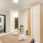 A Sunny 2Br Pent With Comfy, Fully Equipped Living By 360 Estates