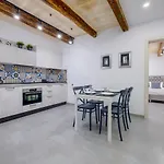Kapitali 33A
