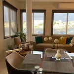 A Sea View Maisonette Right On The Waters Edge.