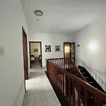 New Aurora Room 4, Cozy Double, Shared Bath