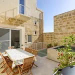 Zebbug Apt With Pool-Hosted By Sweetstay