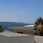 Sunshine Holiday Apartment 7 With Spectacular Seaviews