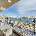 Large & Modern 2Br Seafront Apartment With Large Balcony - Close To Saint Julian'S, Sliema, & Manoel Island