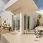 Stunning - Seaview Penthouse 3-Bed + Parking