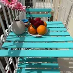 Centeraly Located Cozy Apartment In Gzira