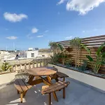 Stunning 3Br Townhouse With Private Rooftop Access By 360 Estates