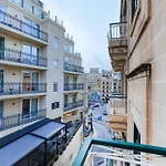 A Lovely 2Br Home Just Off Spinola Bay By 360 Estates