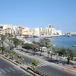 Sliema Aqualuna Premium Apartment