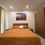 La Bella Guesthouse