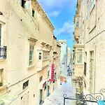 Valletta 3-Bedroom Townhouse