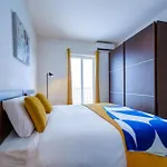 Prime Location, Modern Apartment In St Julian'S, Paceville, Apt 8 By Vaganza