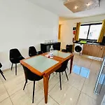 Duplex Whiskey Home 200M Away From The Sea And The Square