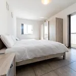 Sea View 2 Bedroom Apartment