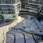 Mercury-Tower Modern Apartment