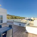 Beautiful Penthouse With Private Terrace & Seaview By 360 Estates