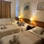 Green Grove Guest House