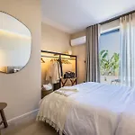 The Sixth - Luxury Penthouse
