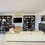 Luxury Shared Apt W Sea View & Sunrise In Sliema