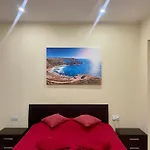 Cozy One Bedroom Apartment