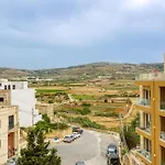 Spacious & Modern 3Br Home With Terrace In Mgarr By 360 Estates