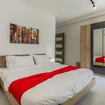 Sea-Side Escape In Sliema - Sleeps 6